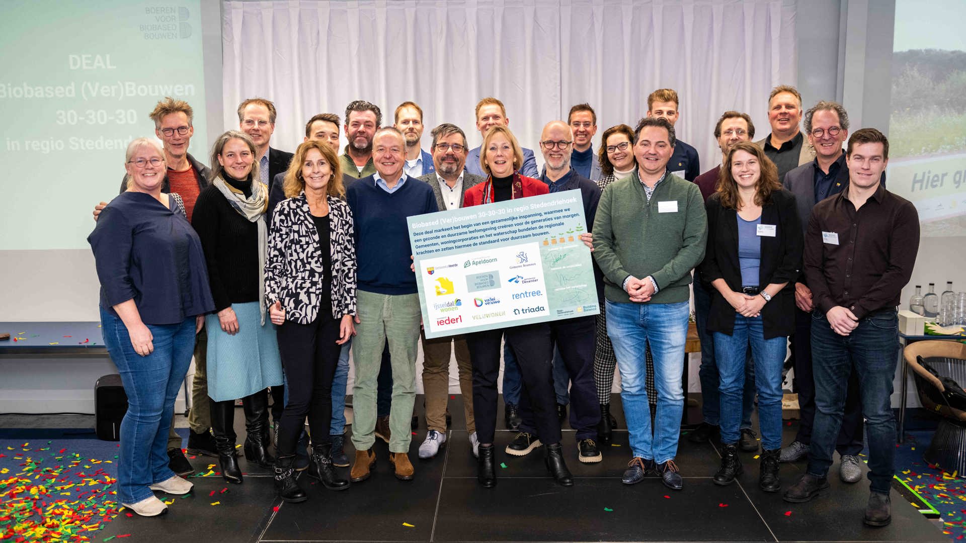 20241206 Ondertekening Deal Biobased (Ver)Bouwen Stedendrieheek